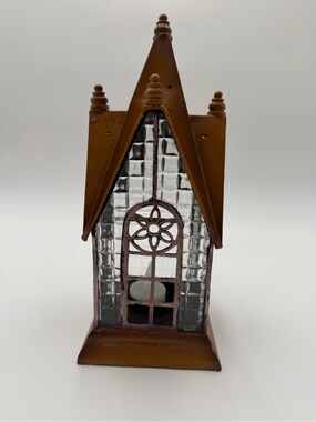 PENNINGTON GLASS AND METAL LANTERN